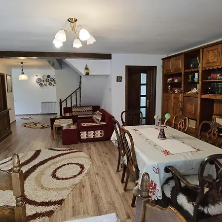 Guest house Conacul Caterinei 3*