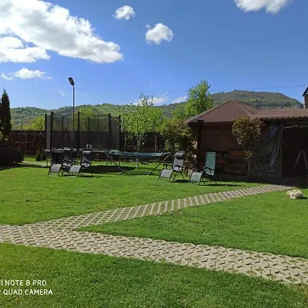 Guest house Conacul Caterinei Polovragi