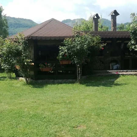 Conacul Caterinei 3* Polovragi